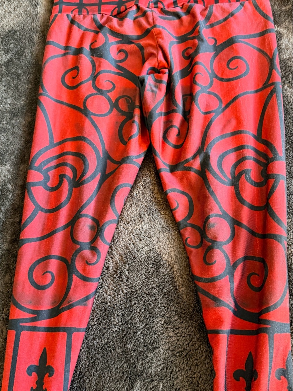 Red & Black Patterned Leggings